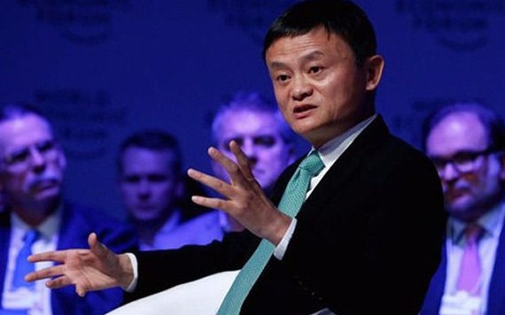 Jack Ma: Mỹ lãng phí cả núi tiền