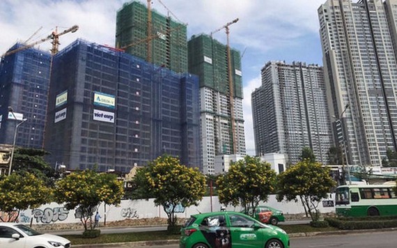Bất động sản nghỉ tết muộn, khai xuân sớm