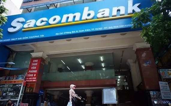 Chấm dứt mọi vai trò của cha con ông Trầm Bê tại Sacombank