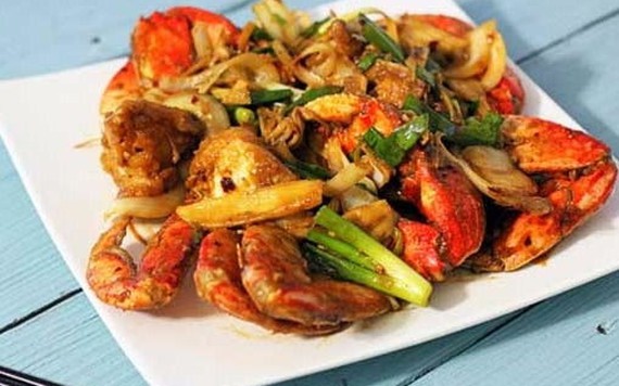Cua xào hành gừng