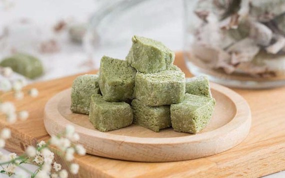 Cần gì mua kẹo nữa, tự làm kẹo matcha sữa dễ ợt chỉ với 3 nguyên liệu