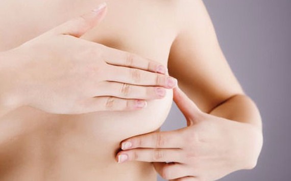 Nâng ngực có làm tăng nguy cơ mắc bệnh ung thư hiếm gặp?