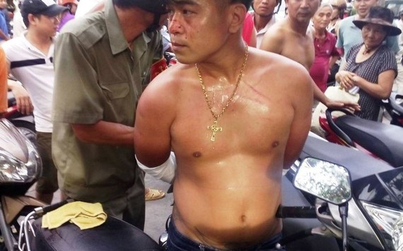 Mới ra tù, nam thanh niên lại cướp giật dây chuyền trên phố