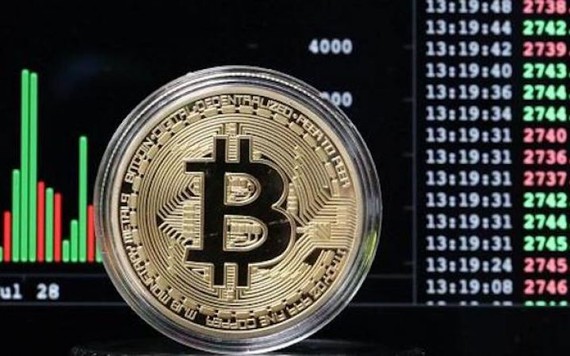 Sốc: Đồng tiền Bitcoin vượt ngưỡng 4.000 USD