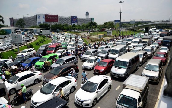 Khát vọng sở hữu xe hơi của người Việt