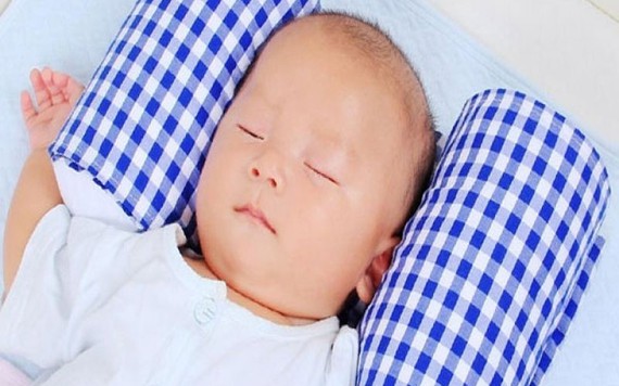 Ba vật dụng chăm con sơ sinh có thể nguy hại tính mạng mà nhiều mẹ Việt thường dùng