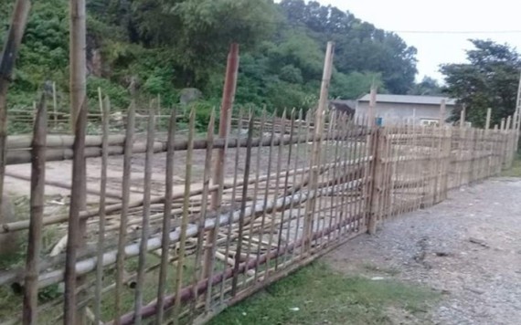 Đường lên động Tiên Sơn vẫn bị dân 'phong tỏa', du khách ngơ ngác