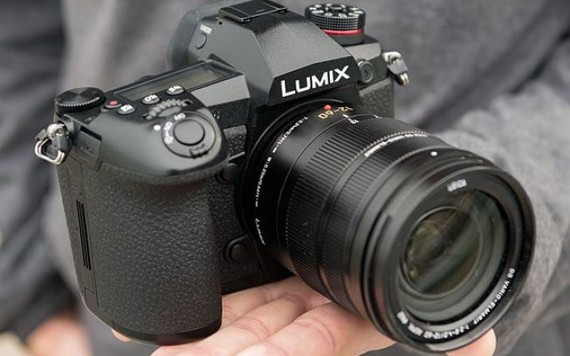 Chiêm ngưỡng Panasonic Lumix DC-G9 trước giờ lên kệ