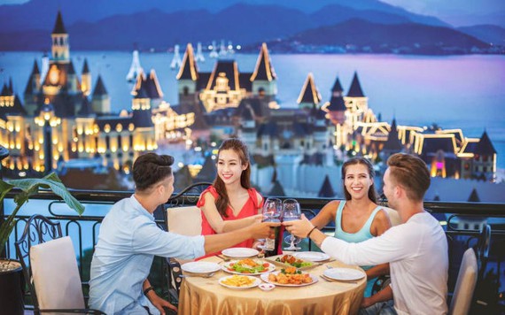 Vinpearl Festive Holidays: Đón lễ ở thiên đường, tưng bừng nhận quà khủng