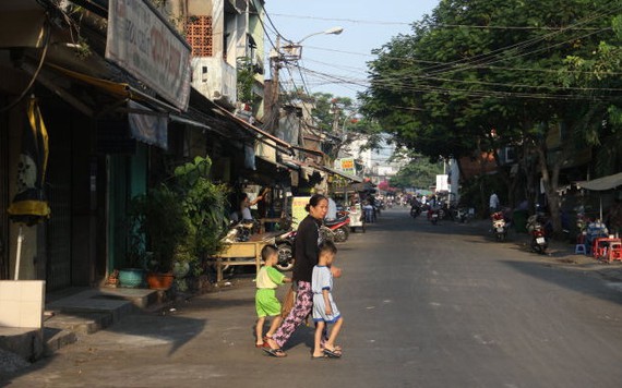 TP.HCM giải tỏa hàng trăm căn nhà ở quận 6 để hồi sinh kênh Hàng Bàng