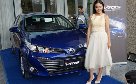 Toyota Vios phiên bản mới ra mắt tại... Lào, vẫn chưa có ở Việt Nam