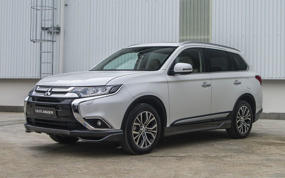 Mitsubishi tung ra Outlander hàng lắp ráp, liệu có "tranh thủ" thành công?