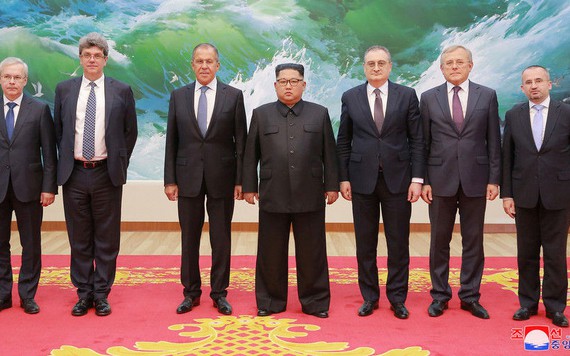 Ngoại trưởng Nga mời nhà lãnh đạo Kim Jong-un đến Moscow