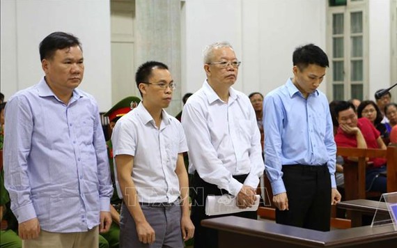 Xét xử sơ thẩm vụ án sai phạm xảy ra tại Công ty cổ phần Hóa dầu và Xơ sợi Dầu khí