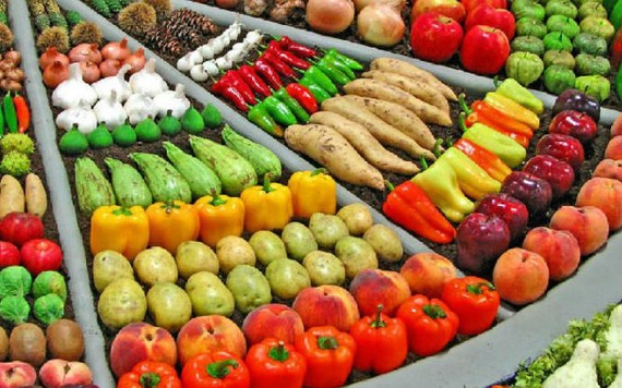 Giá thực phẩm hôm nay 5/8: Giá trái cây giảm tại siêu thị