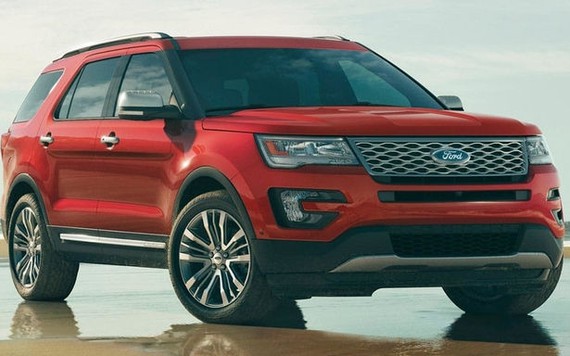 Ford ồ tạ tung khuyến mãi, giảm giá xe tới 168 triệu đồng