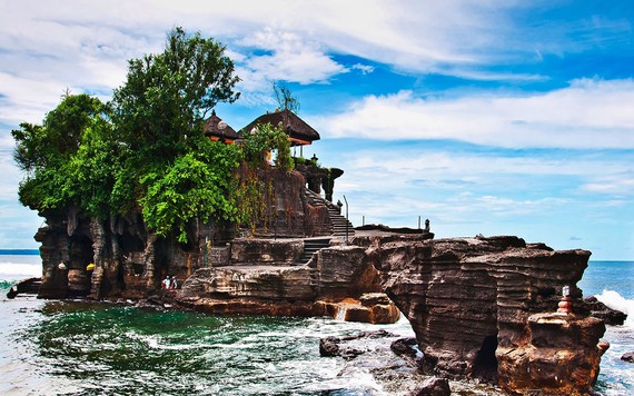 Khám phá những địa điểm" đẹp như tiên cảnh" khi đi du lịch Indonesia