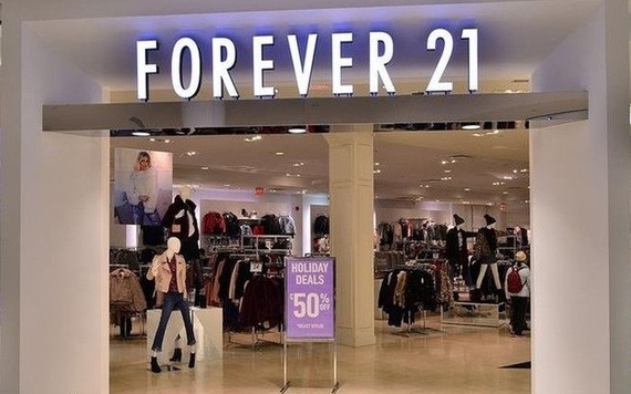Vì sao hãng thời trang Forever 21 đệ đơn xin phá sản dù doanh thu hơn 3 tỷ USD mỗi năm?