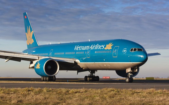 Vietnam Airlines lùi giờ hàng loạt chuyến bay tới Nhật Bản do bão đổ bộ