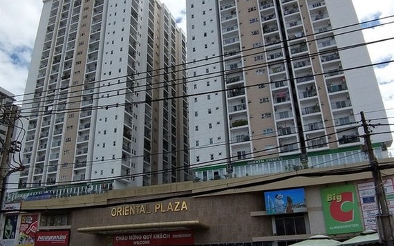 Chủ đầu tư dự án Oriental Plaza xây trái phép thêm 50 căn hộ