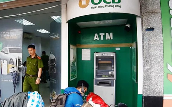 “Bịt mắt” camera để đập trụ ATM lấy tiền