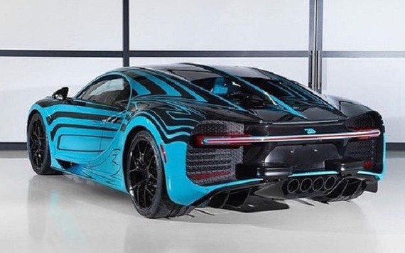 Lộ diện phiên bản ngựa vằn một không hai của siêu xe Bugatti Chiron