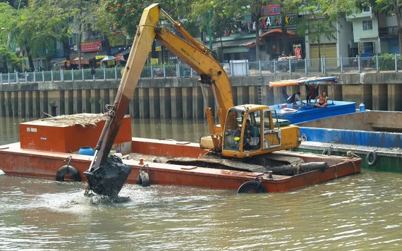 TP.HCM nạo vét 9km kênh Nhiêu Lộc như thế nào?