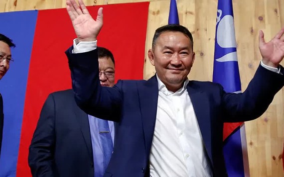 Tổng thống Mông Cổ phải cách ly sau chuyến thăm tới Trung Quốc