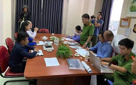 Công an ra lệnh bắt giam 13 người 'giúp' CEO Alibaba Nguyễn Thái Luyện lừa đảo