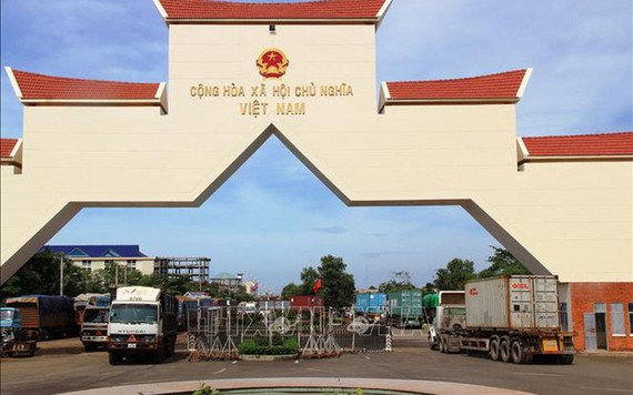 Campuchia tạm ngưng cho công dân Việt Nam nhập cảnh vì COVID-19