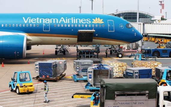 Vietnam Airlines hỗ trợ xuất khẩu sang Singapore