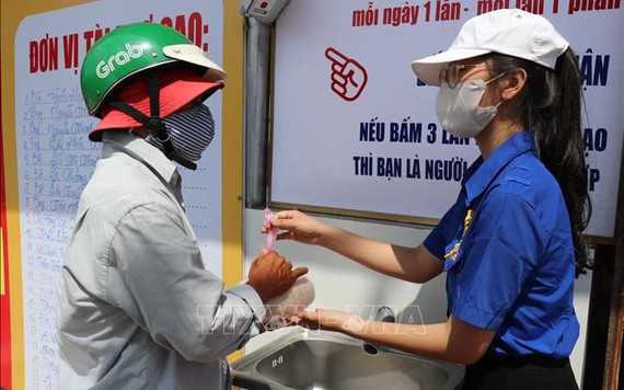 'ATM gạo' đầu tiên tại Long An