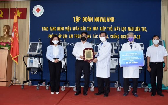 Tập đoàn Novaland tài trợ thêm nguồn lực y tế cùng Bệnh viện Nhân dân 115 đẩy lùi Covid-19