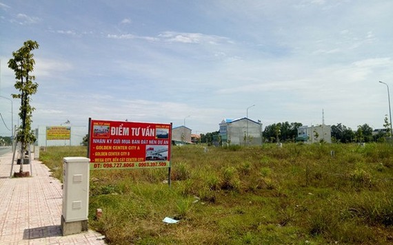 Công ty Thuận Lợi ngang nhiên phân lô bán nền cả đất công: Lại thất hứa về cấp sổ đỏ với khách hàng