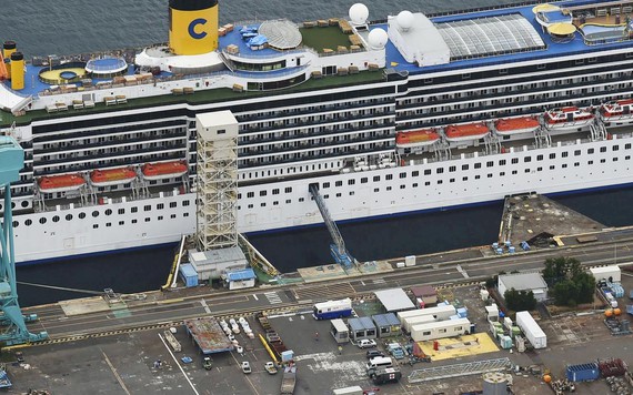 Du thuyền Ý Costa Atlantica thành ổ dịch COVID-19, Nhật Bản lo lắng