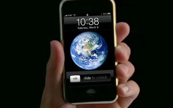 Bí ẩn ít người biết về hình nền Trái đất trên chiếc iPhone đầu tiên