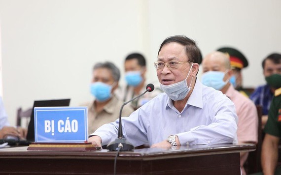 Cựu Thứ trưởng Nguyễn Văn Hiến lãnh án 4 năm, Út 'trọc' 20 năm tù giam
