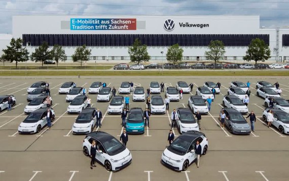 Volkswagen cho 150 nhân viên chạy thử để kiểm tra ô tô điện ID.3
