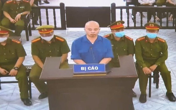 Giang hồ mạng Đường 'nhuệ' lãnh 2 năm 6 tháng tù giam