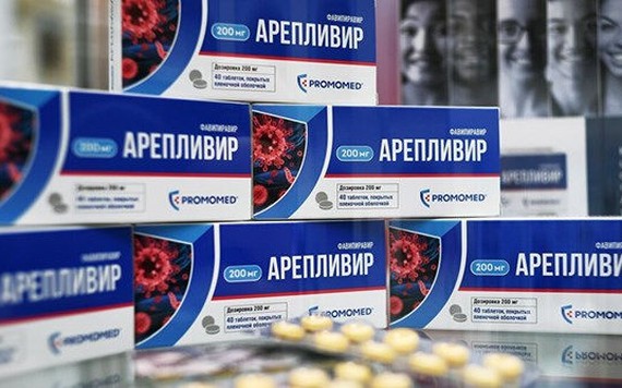 Nhu cầu lớn khiến giá thuốc điều trị COVID-19 của Nga tăng 'chóng mặt'
