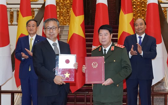 Việt Nam và Nhật Bản trao đổi 12 văn kiện hợp tác trị giá gần 4 tỷ USD