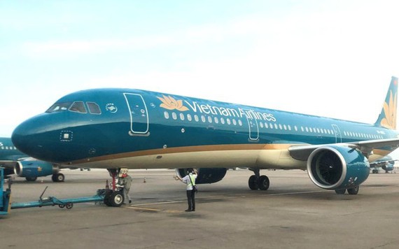 Máy bay của Vietnam Airlines dừng khẩn cấp vì một hành khách bật lửa trên máy bay