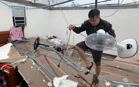 Bình Định, Khánh Hòa, Phú Yên ngập nặng do bão số 12