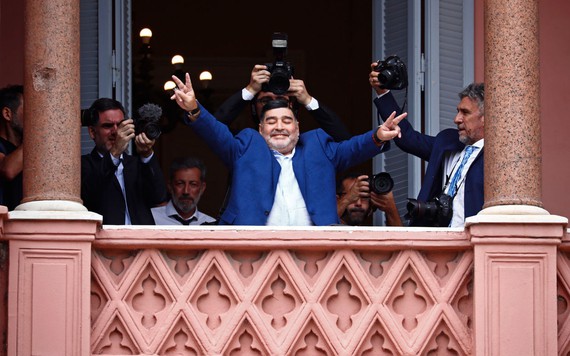 Hình ảnh cuối cùng của Diego Maradona trước khi ông qua đời