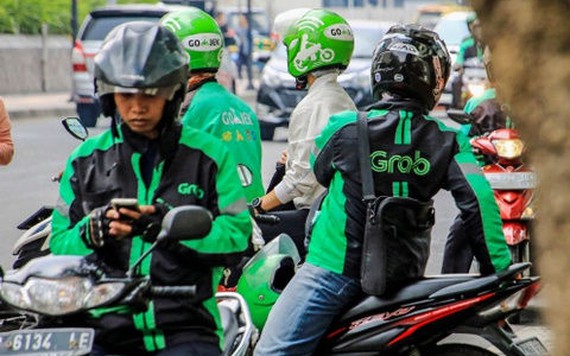 Các ông chủ Grab làm giàu trên sức lao động của tài xế như thế nào?