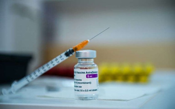 Thế giới tuần qua: Một số nước tạm dừng tiêm vaccine AstraZeneca; Lãnh đạo 'Bộ tứ kim cương' nhóm họp