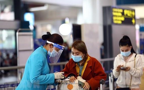Hành khách chưa khai báo y tế sẽ không được lên máy bay
