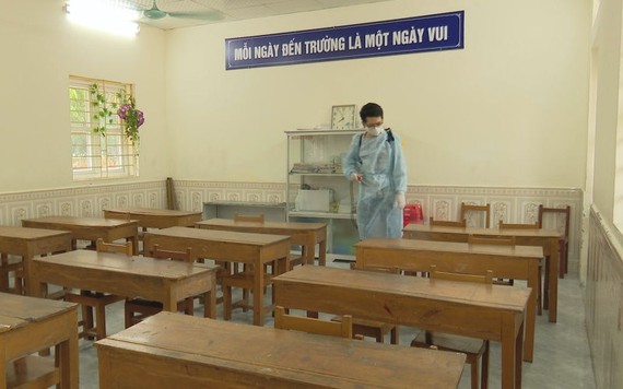 Hà Nội và nhiều tỉnh thành cho học sinh nghỉ học để phòng chống dịch COVID-19