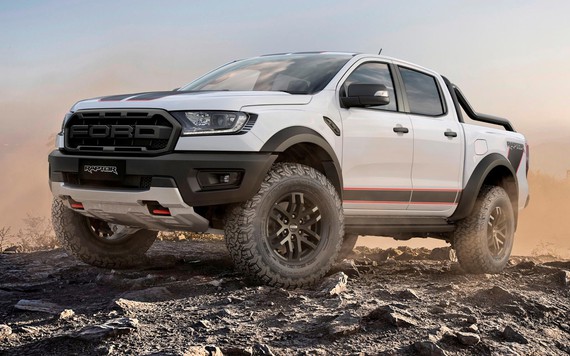 Ford ra mắt Ranger Raptor X và Ranger FX4, giá từ 61.300 USD