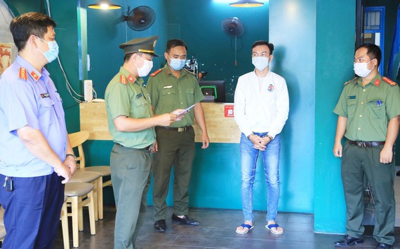 Giám đốc 3 công ty tại Đà Nẵng bảo lãnh người nhập cảnh trái phép dưới mác chuyên gia